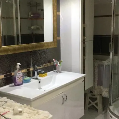 100m2 Apartment, Location, Free Parking Apartment Izmir